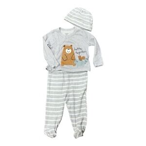 Gerber  - NWOT - Bear and Squirrel Play Set with Hat
